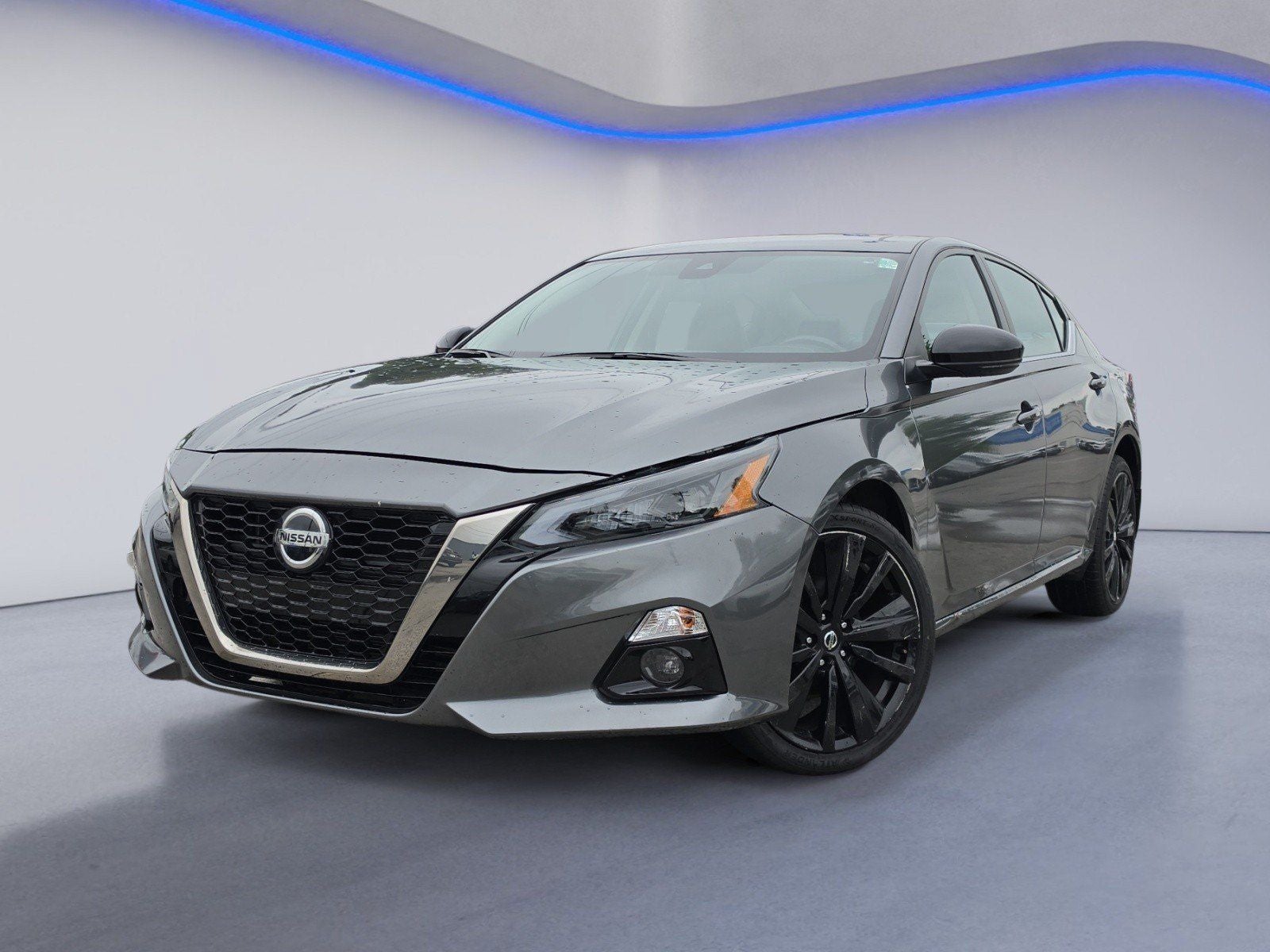 2022 Nissan Altima — side profile view