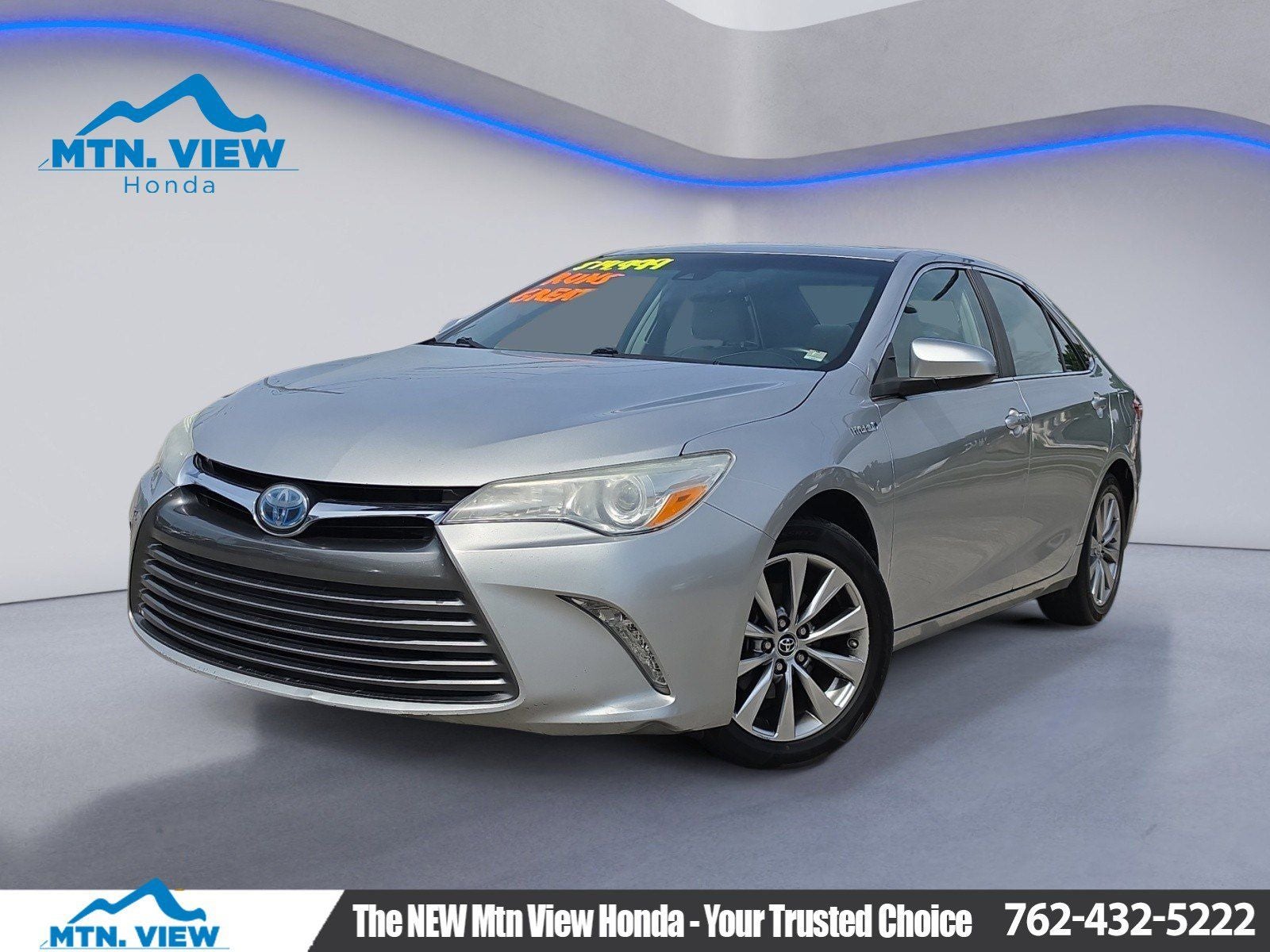 2016 Toyota Camry Hybrid