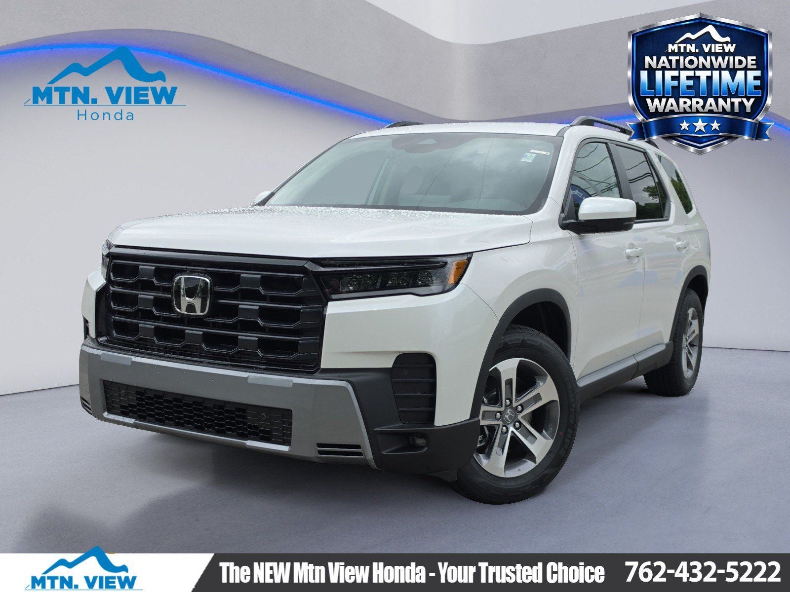 2026 Honda Pilot EX-L in Platinum — front three-quarter view